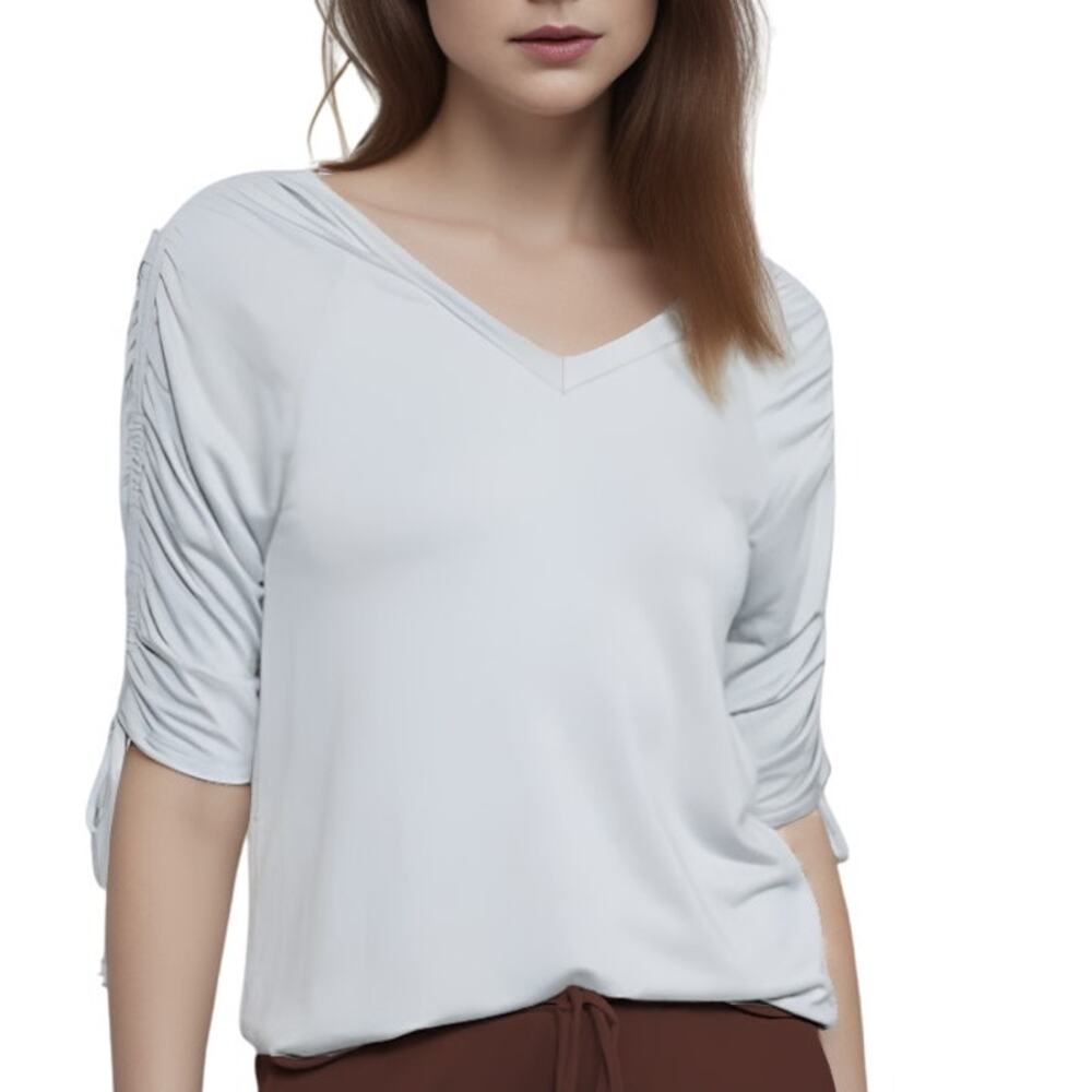 Laila Jayde V-Neck 3/4 Sleeve Shirred Top Gray Stretch NWT Size Medium